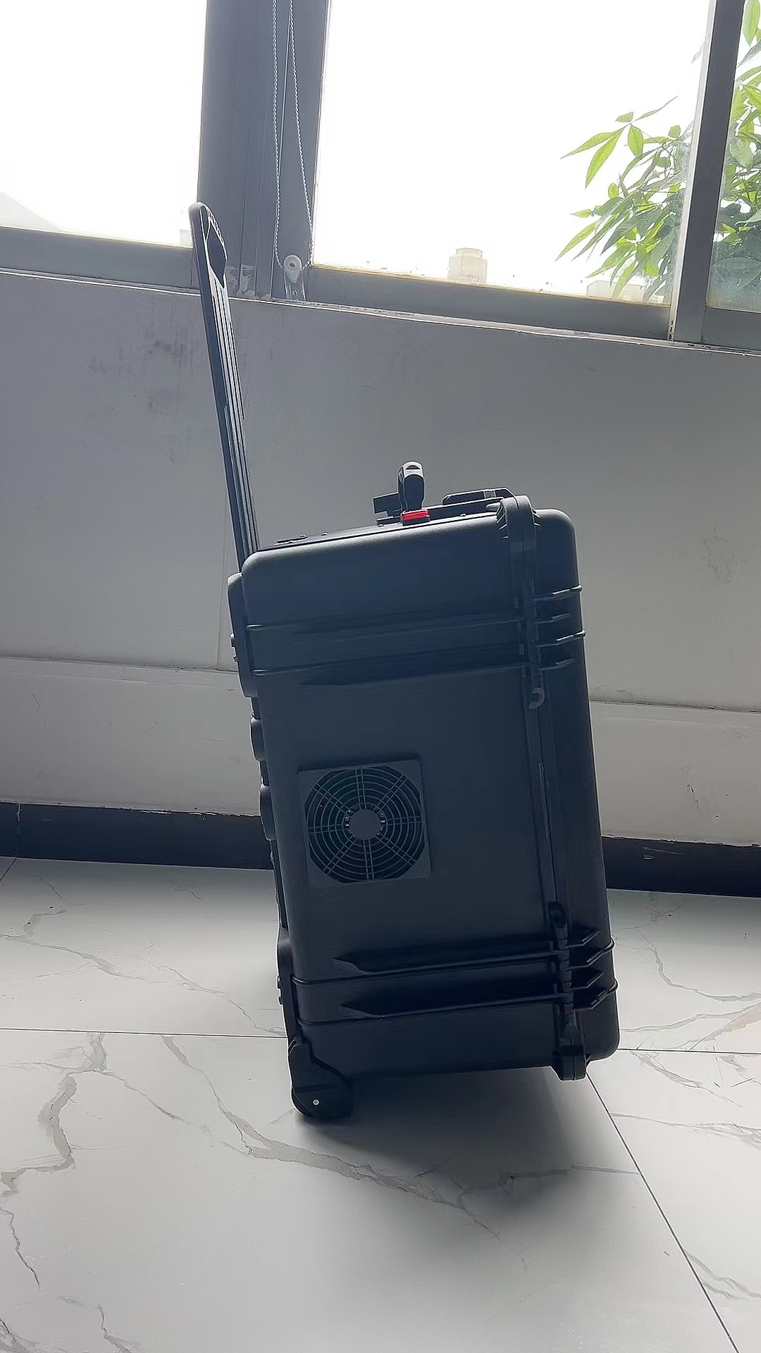 瓮安手拉箱型移动通信干扰器